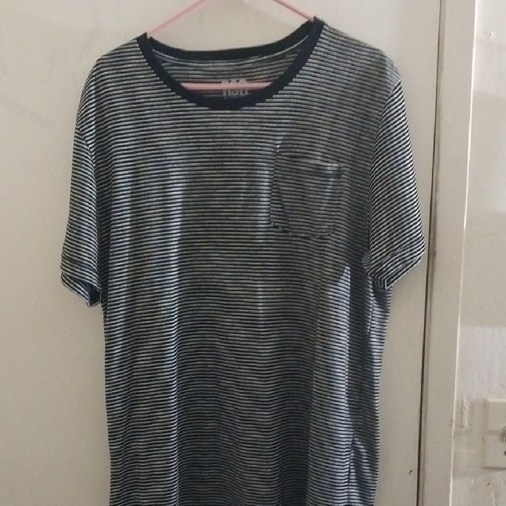 Rsq black and white shirt xl
